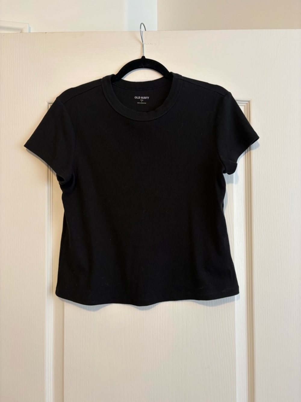 Old Navy Black Short Sleeve Crewneck Tee